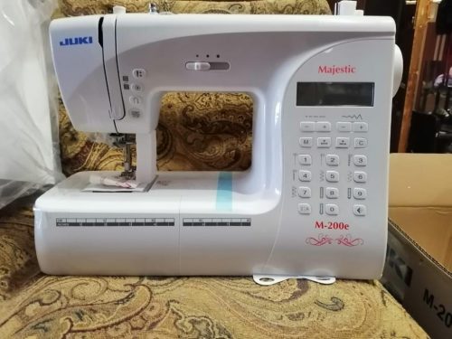 Швейная машина Juki Majestic M-200e photo review