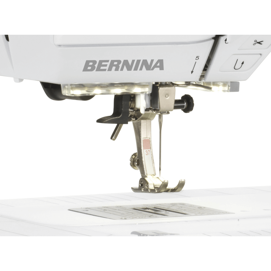 Швейная машина Bernina B 475 QE — изображение 7